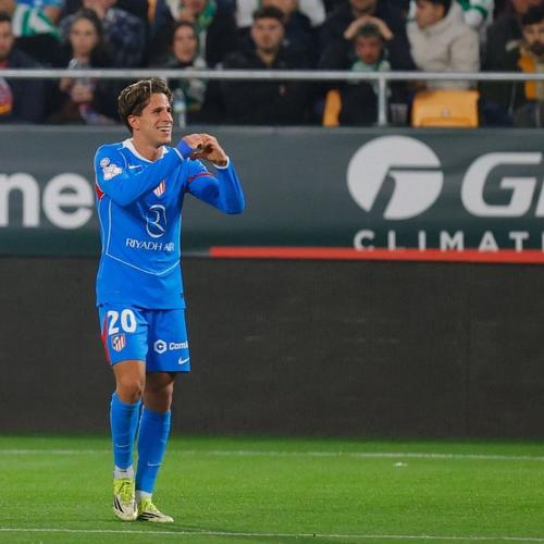 卢克曼开场6分钟破门，但越位被吹无效