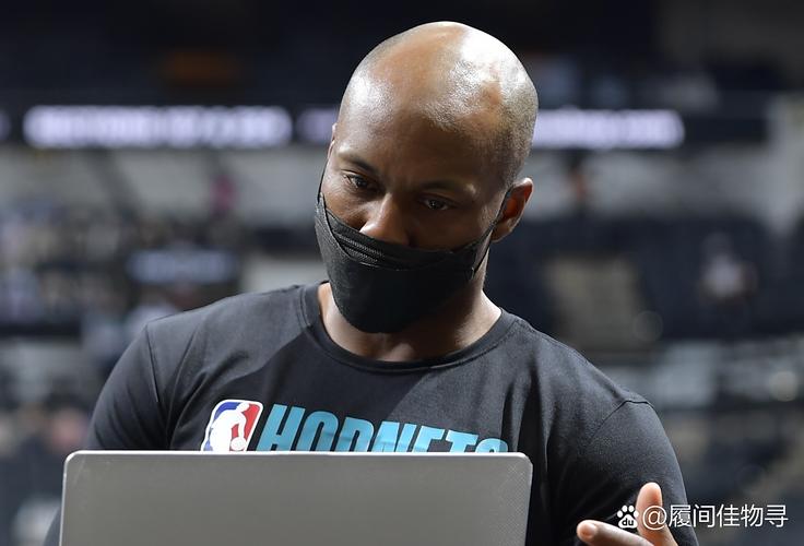 麦迪谈扩军：没有足够有天赋的球员能不能减少两队再重组两支