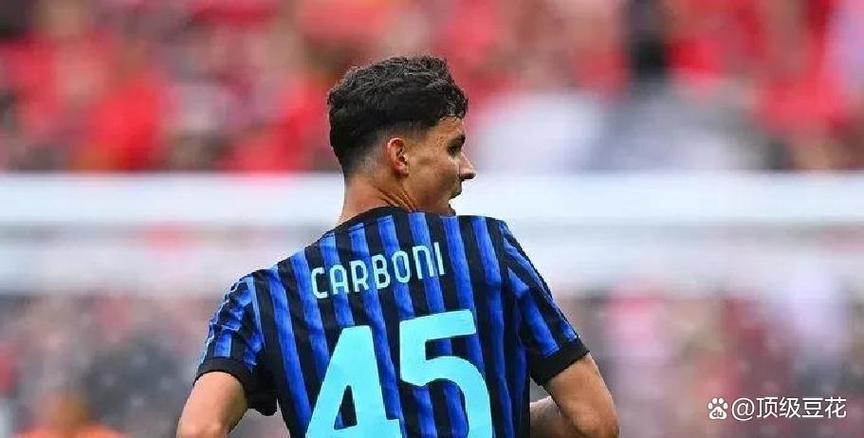 卡萨诺：现在大家才看清莱奥真水平，在我当年的皇马他没训练资格