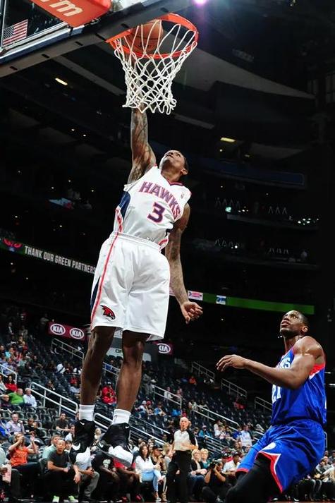 老鹰想致敬脱衣舞俱乐部被取消俱乐部名宿路威透露活动如期举行