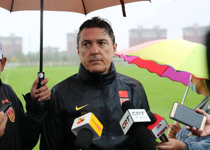 媒体人：希望小丁能培养出另一个自己那是中国队最需要的锋线