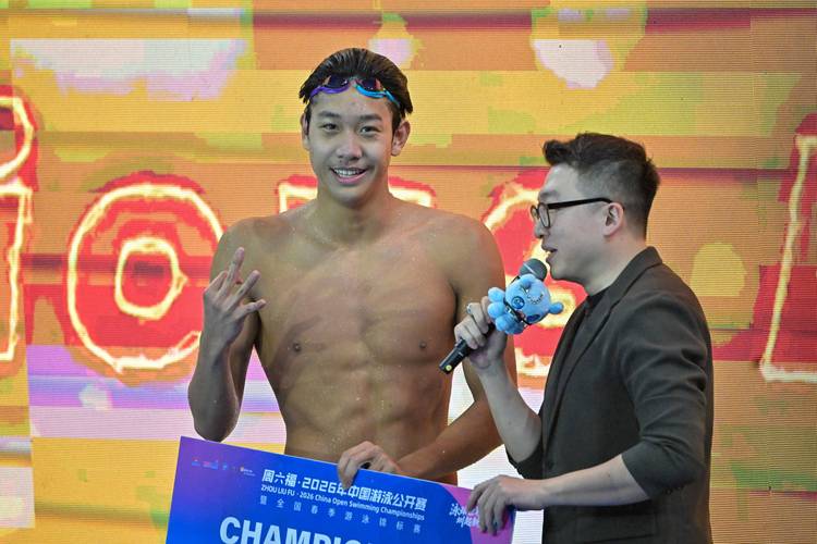 中国游泳公开赛男子400米自由泳：张展硕刷新PB夺金、徐海东摘铜