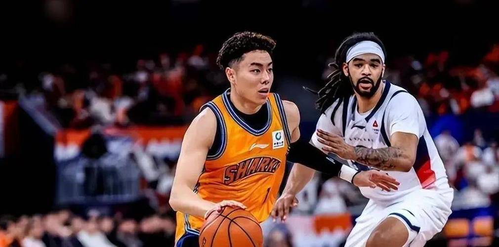 替补齐发力！李添荣三分9中6砍18分偰李永炜8中7贡献17分3板4助