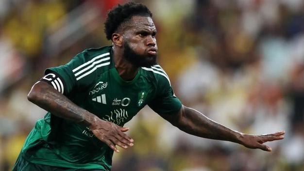 罗体:尤文有意免签凯西,球员也想加盟,但其高薪是障碍