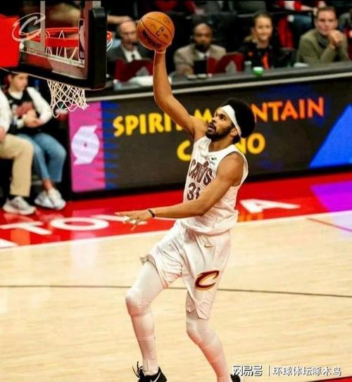 已连续缺席10场比赛！明天骑士迎战热火中锋阿伦出战成疑