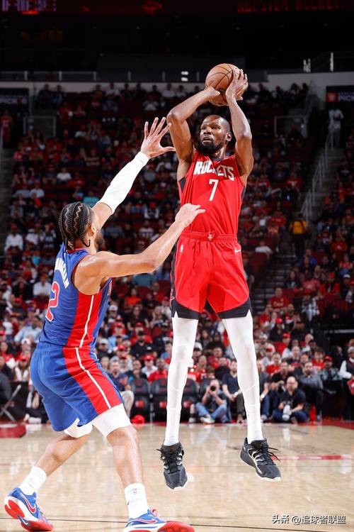 火箭也帮忙！芬奇：加时落后13分有些沮丧但3分半钟在NBA足够长