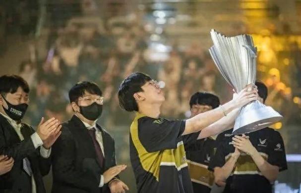 GEN发布公告：Ruler将不参加4月5日举行的Gen.G粉丝见面会